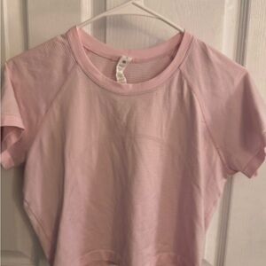 Lululemon swiftly crop